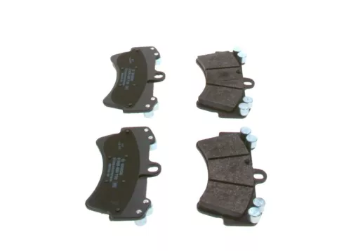 BOSCH Brake Pad Set, disc brake (0986424739)