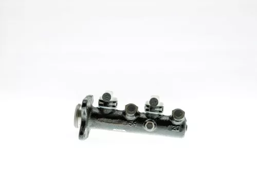 AISIN Brake Master Cylinder (BMT-007)