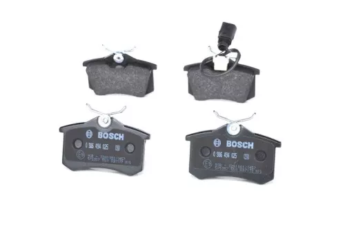 BOSCH Brake Pad Set, disc brake (0986494025)