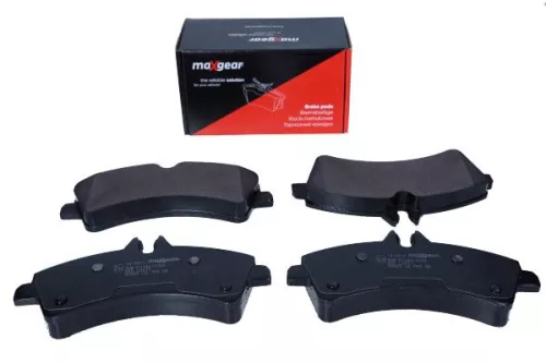 MAXGEAR Brake Pad Set, disc brake (19-0670)