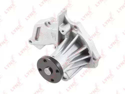 LYNXAUTO Water pump (CW-0051)